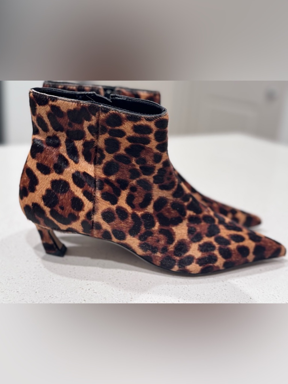 Gianni Bini Georgina Leopard Print Calf Hair Kitten Heel Booties Size 6M - Picture 13 of 13